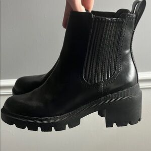 Universal Thread Black Ankle Boots